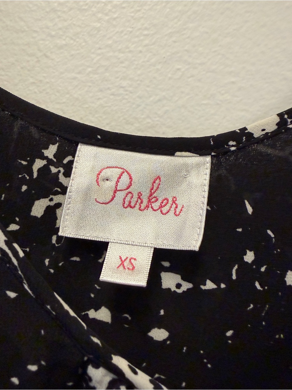 Parker Cocktail Dress Womens XS Black Cream Cold Shoulder Flutter Sleeve Mini - Picture 7 of 11